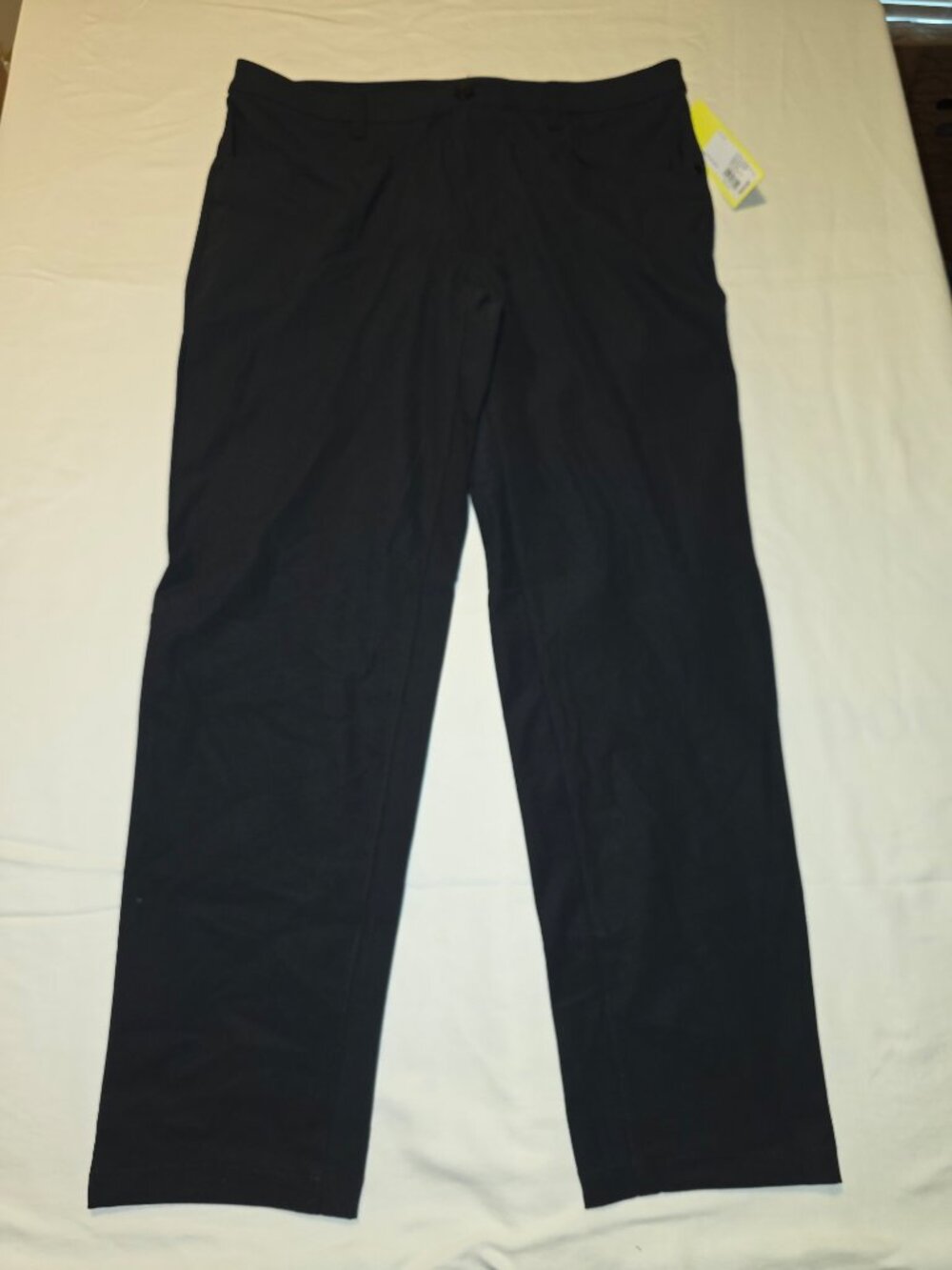 Men's 360 Lifestyle Relaxed Fit 5-Pocket Pants - All in Motion Black 36x30: Mois - Picture 2 of 5